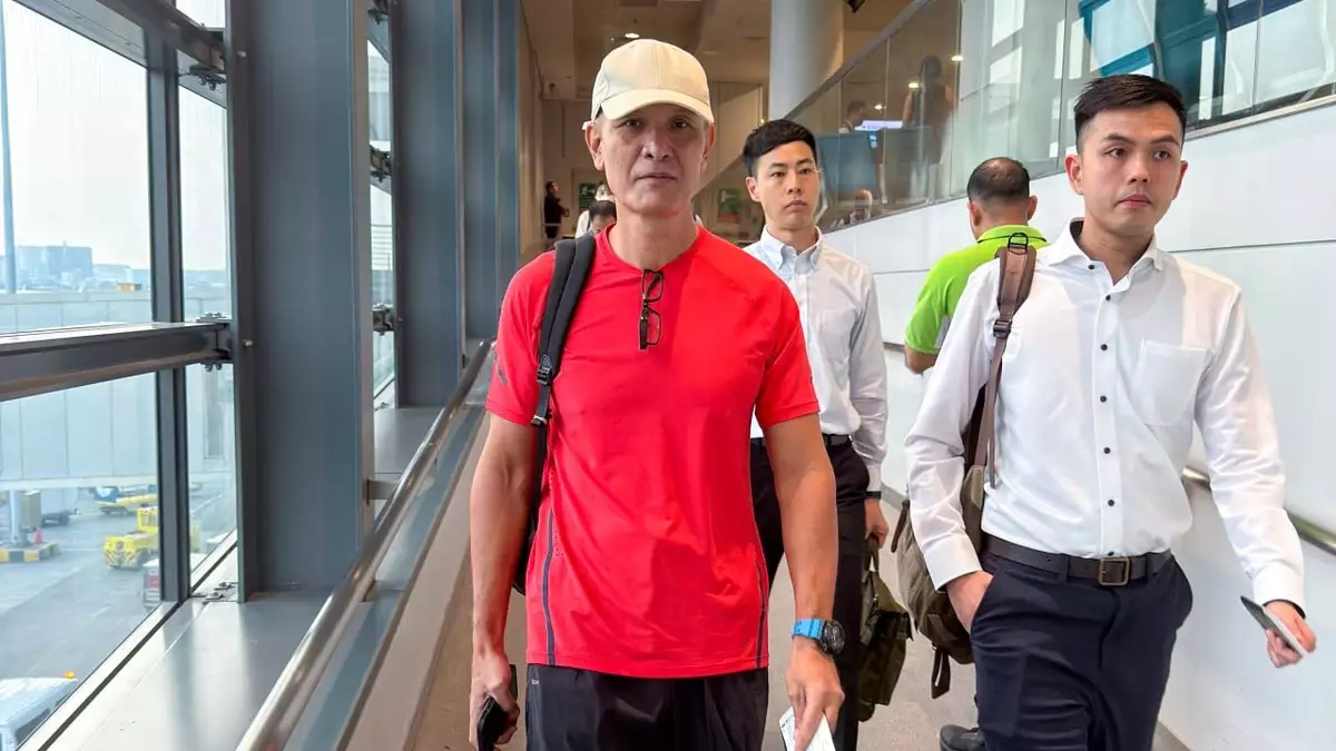 2 Hongkongers held in Philippines for months after prison terms end