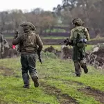 Government extends emergency reservist call-ups through November, lowers cap to 200,000