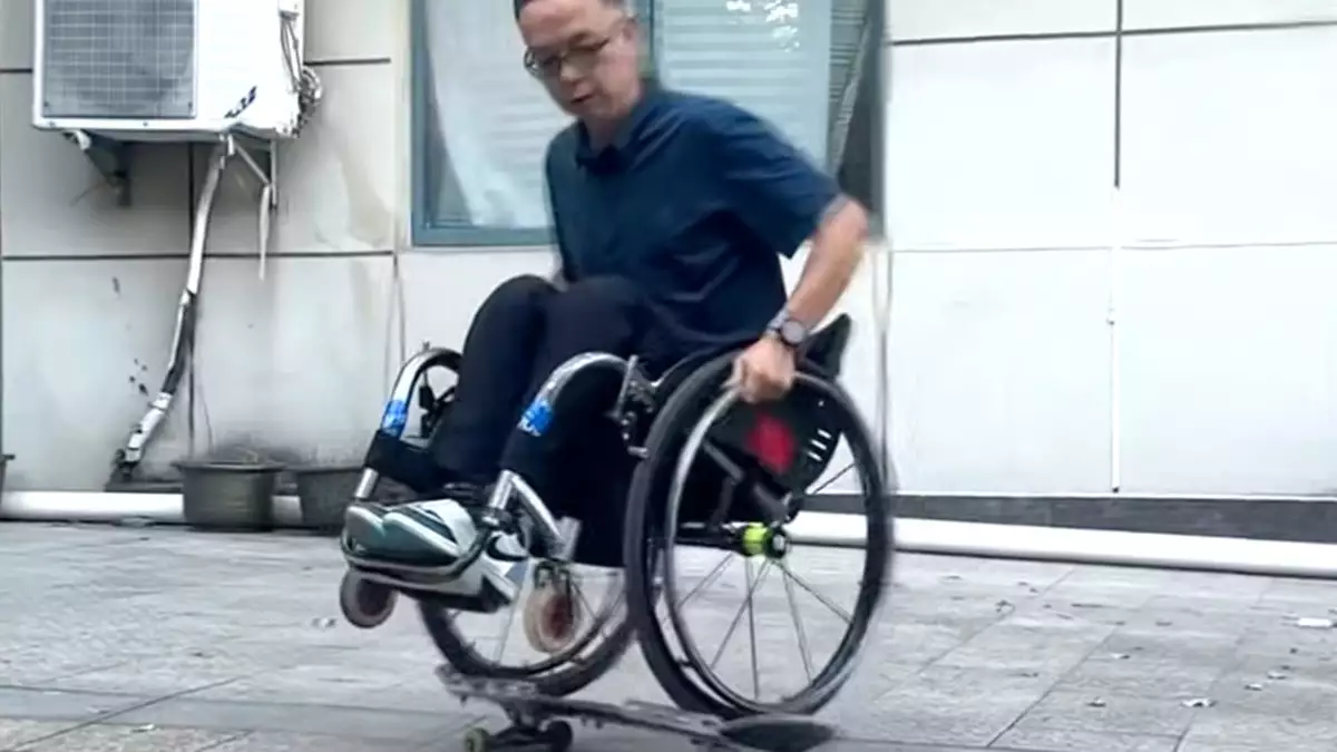 ‘Running on his hands’: Chinese world record holder wows public with skateboarding skills