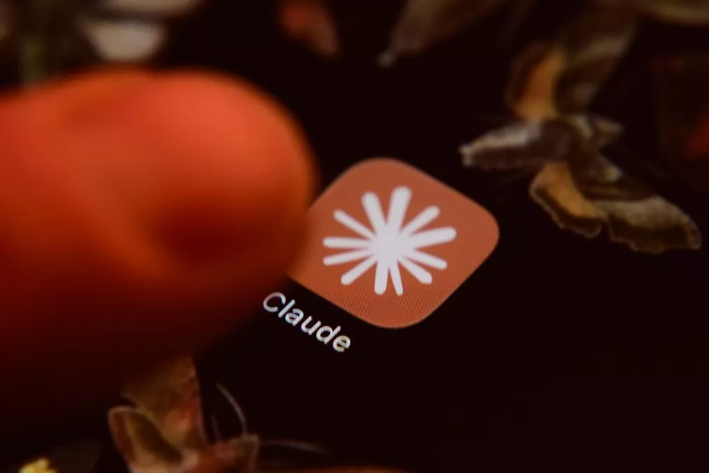 Anthropic is giving startups a free year of Claude Team and $1,000 in credits