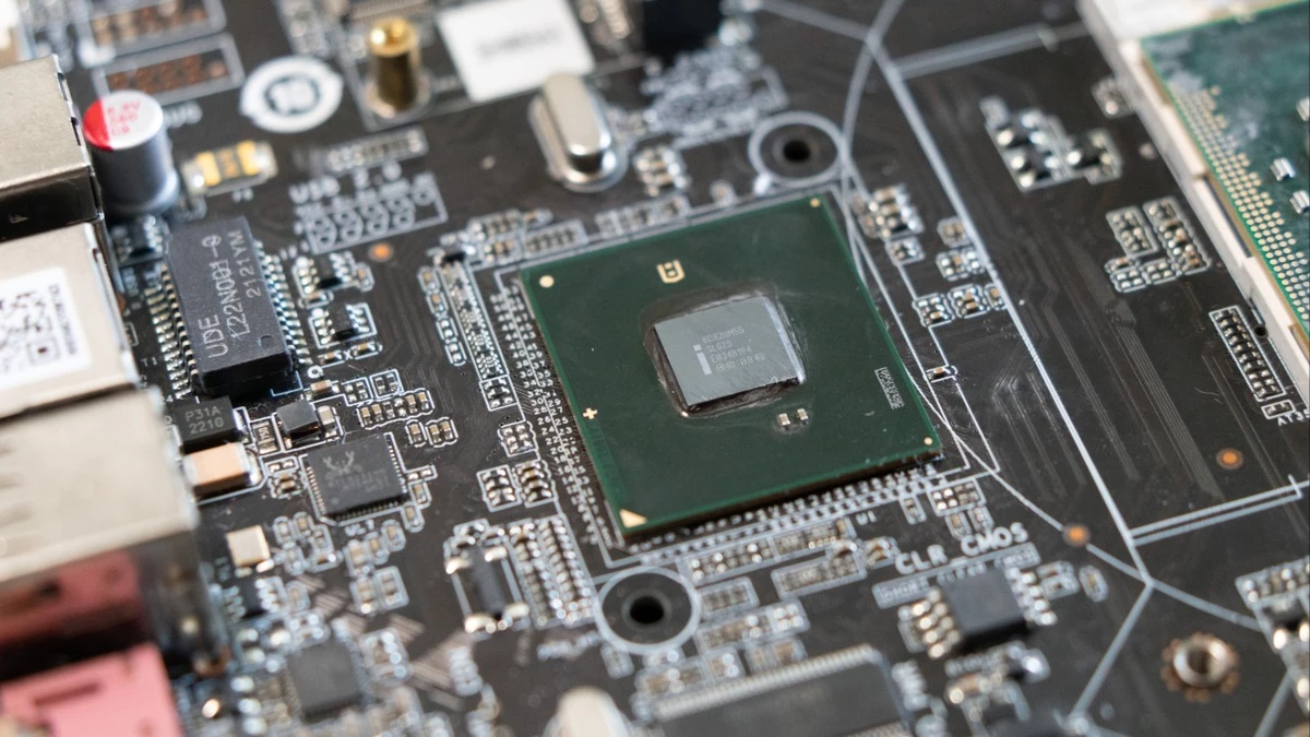 China chip exports jump 136% to US$45b as AI frenzy jacks up prices