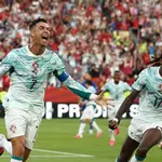 Fernandes hails Portugal’s ‘greatest symbol’ Ronaldo, calls for unity