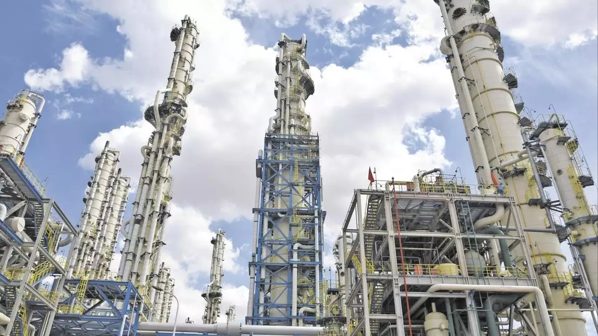 Can China’s coal industry ride to the rescue of a world in oil shock?