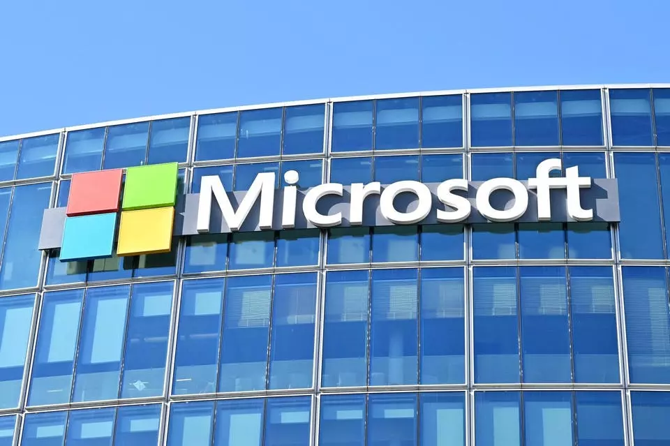 Microsoft Offers Buyouts To 25% Of Company