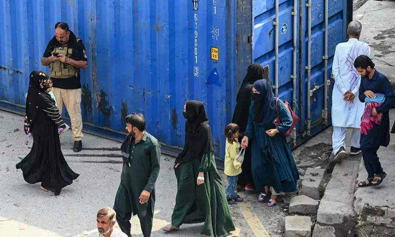 Peshawar becomes city of containers
