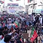 Long march: PTI's convoy departs from DI Khan