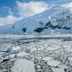 Unprecedented hole opened up in Antarctic winter sea ice
