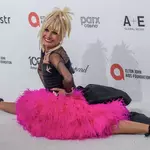 Designer Betsey Johnson takes $7 million SoCal home off the market