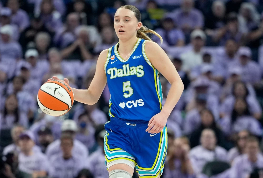 
				Paige Bueckers Has Emotional Reaction After Wings’ Playoff Elimination
			