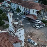 Major earthquake hits Panama, injures at least 27