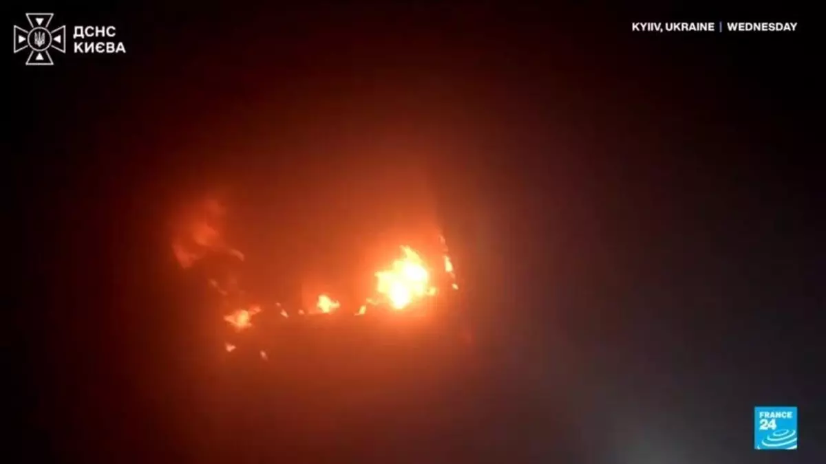 30 dead in strike on Ukraine bus as Russian attacks intensify