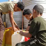 In besieged Yemeni city, drinking water supplies hit crisis levels