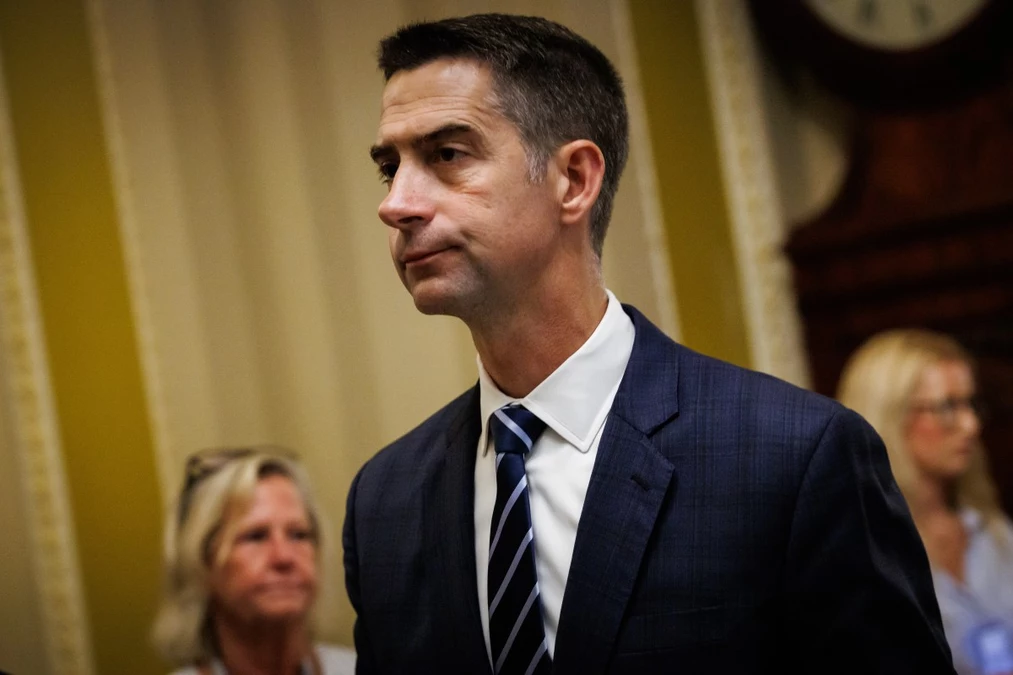 
				Trump Shares Tom Cotton’s Cell Number in Daylight Saving Time Fight
			
