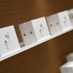 Here's what you should do if only one of your AirPods is working
