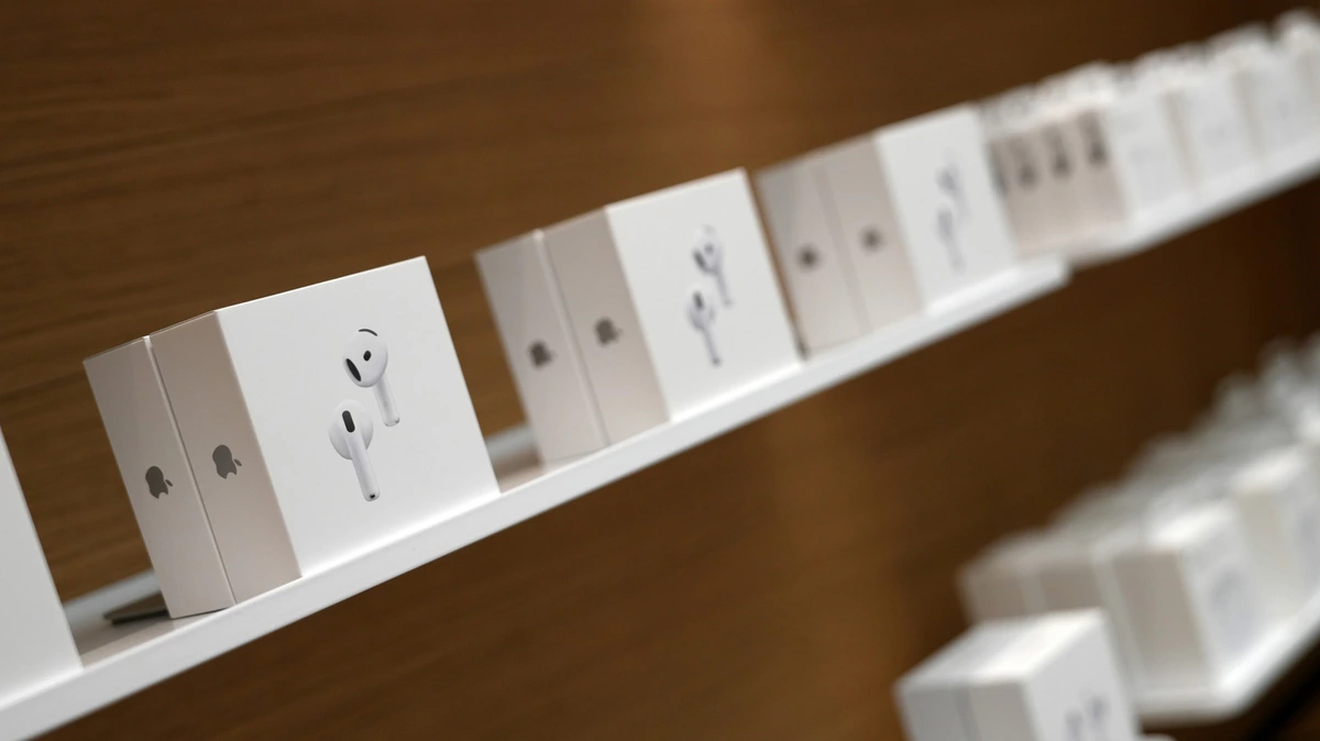 Here's what you should do if only one of your AirPods is working
