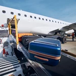 
				360-Degree Camera Follows Bag From Airport Check-in—Here’s What It Sees
			