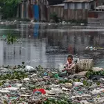 Bangladesh’s rivers of ‘plastic’
