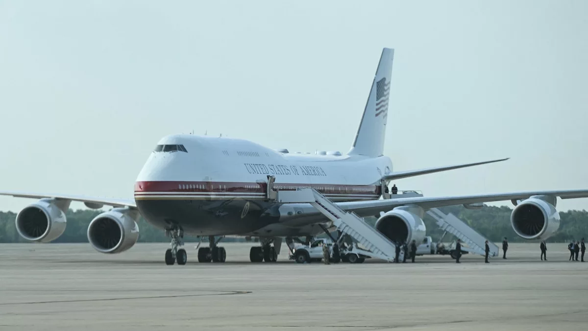  Qatari-gifted Air Force One undergoing 'cosmetic upgrades,' admin source says