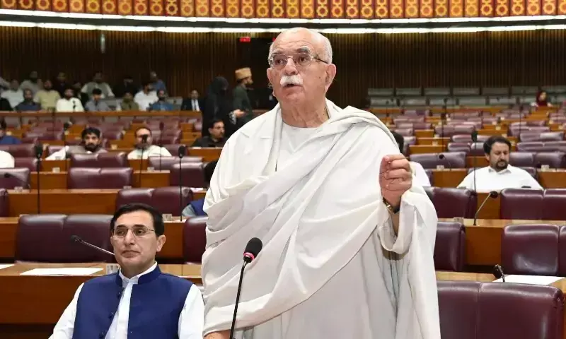 Achakzai warns governor's rule will next be imposed in Sindh over water, mines