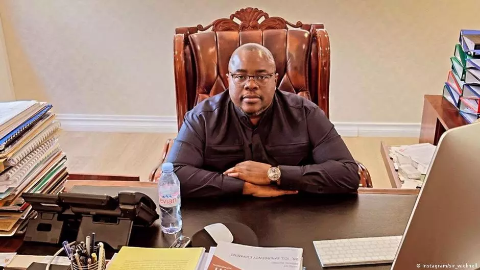 Zimbabwe tycoon Wicknell Chivayo dies in helicopter crash