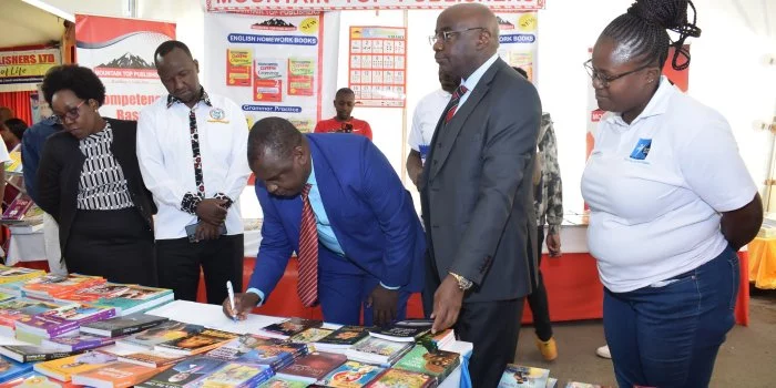 Education Ministry Begins Distribution of Approved Grade 11 Textbooks