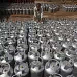 Govt moves to curb LPG hoarding ahead of winter
