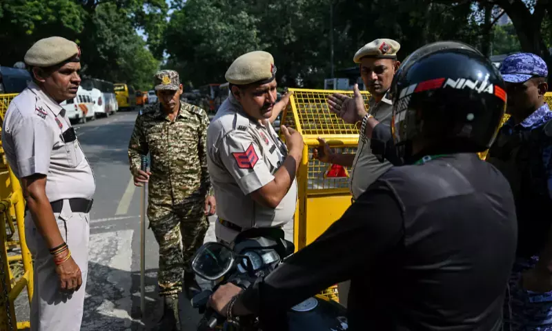India detains top 'cockroach' leaders after flash protest