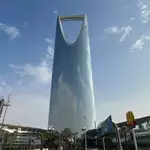 Saudi closes Riyadh skyscraper as chopper pilots killed near Yemen