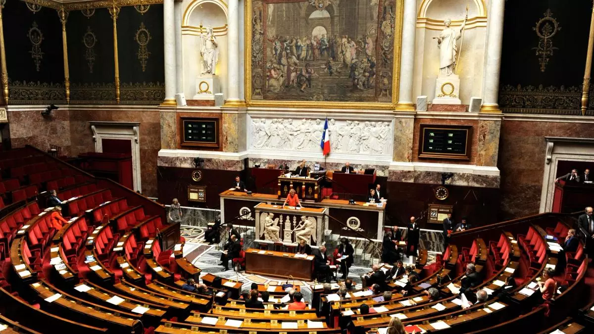 Proposed French tax on regulated stablecoins could drive crypto traders offshore