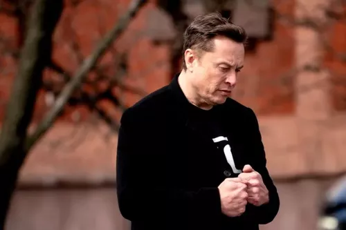 Musk’s SpaceX Shares Pledge: One Share for Every Kid
